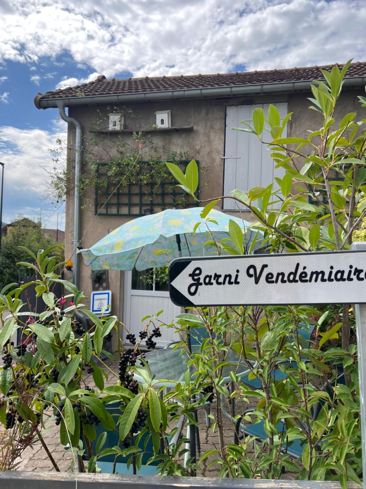 Le Garni Vendemiaire Lejlighed Vesoul Eksteriør billede